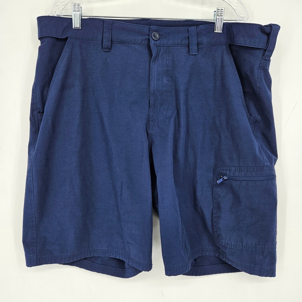 Huk Fishing Shorts Mens XXL Blue Cargos Utility Pocket Outdoor Performance